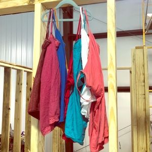 Bundle of Aeropostale and forever 21 camis